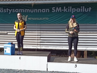 Oona Tenhunen pronssille SML SM kilpailuissa Mäntsälässä hirviammunnan naisten sarjassa 29.-30.7.2023